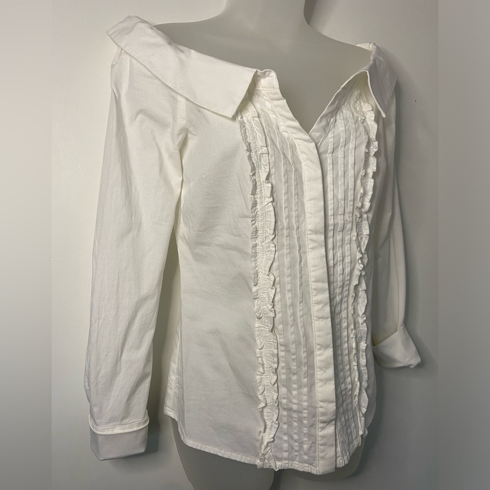 Socialite Blouse Cotton Size S NWT! Off Shoulder Style, Pin tucks & Ruffles
